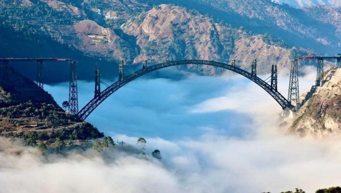 Hindistonda dunyodagi eng baland temir yo‘l ko‘prigi ochildi