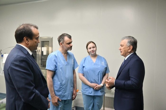 Prezident Shahrisabzdagi ko‘p tarmoqli kardiologiya markazi faoliyati bilan tanishdi